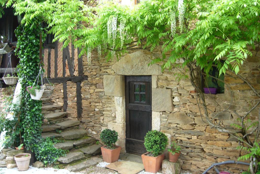 Maison D'Hotes Hameau De Taur Otel Villefranche-dʼAlbigeois Dış mekan fotoğraf